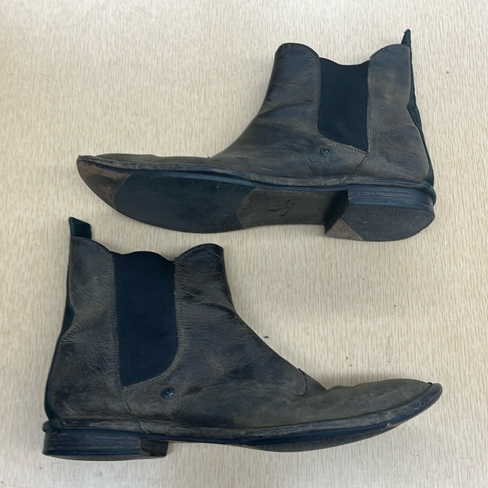 Vintage Chelsea boots